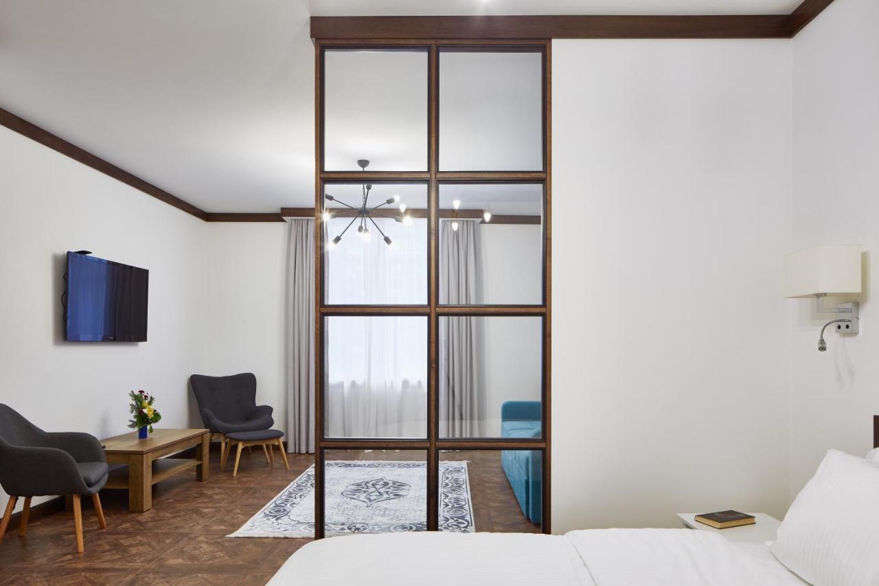 Old House Apartment Lviv Ngoại thất bức ảnh