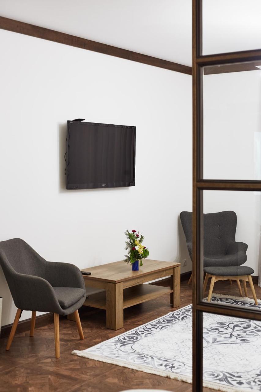 Old House Apartment Lviv Ngoại thất bức ảnh